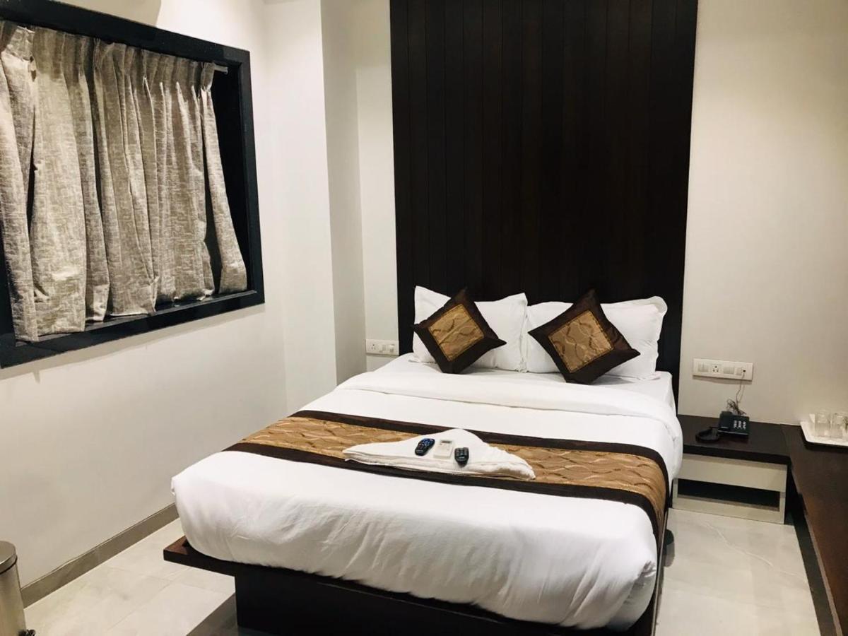 Hotel Flora Suites - Fort Bombay Eksteriør billede
