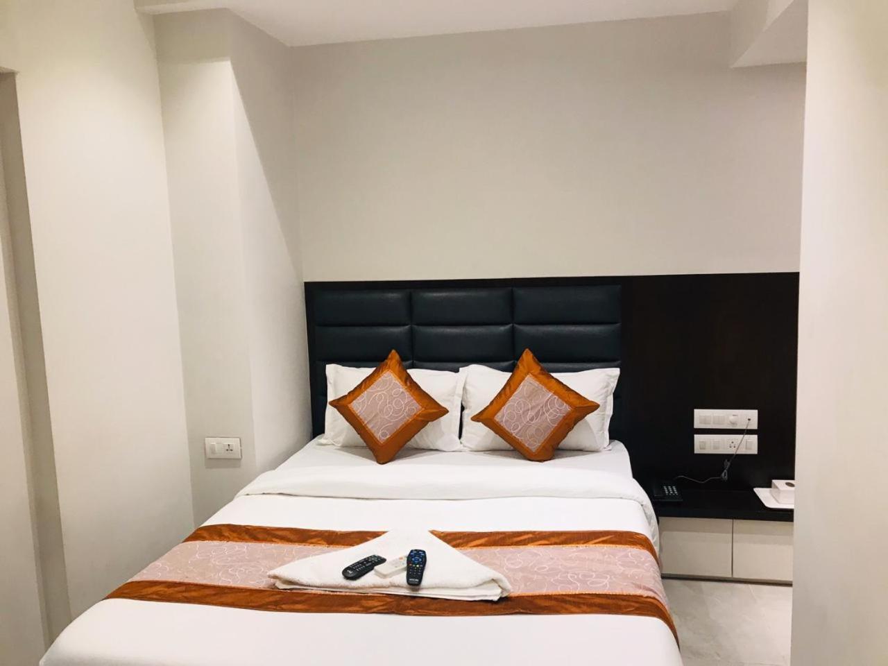 Hotel Flora Suites - Fort Bombay Eksteriør billede